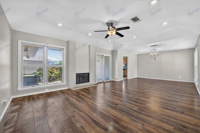 Building Photo - 4900 Ledgestone Dr