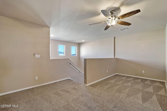 Building Photo - 3921 Desert Dunes Dr