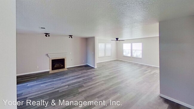 Building Photo - 4 br, 3 bath House - 2716 Soleado Drive