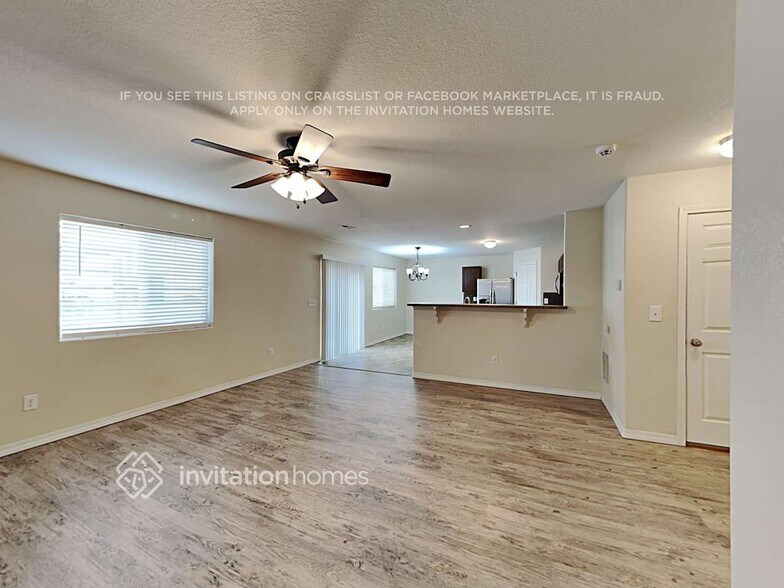 Building Photo - 964 Diamond Rim Dr