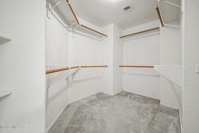 Building Photo - 2656 W Mountain Heights Ct