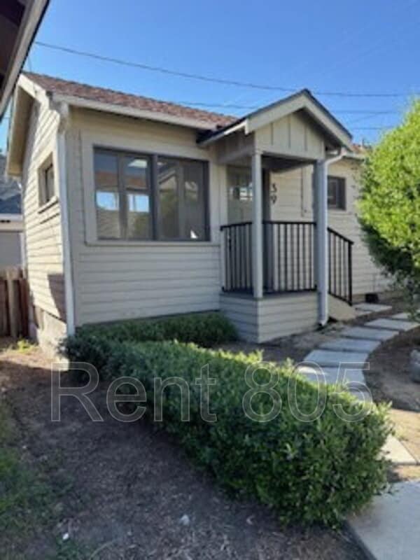 Building Photo - 39 N Laurel St