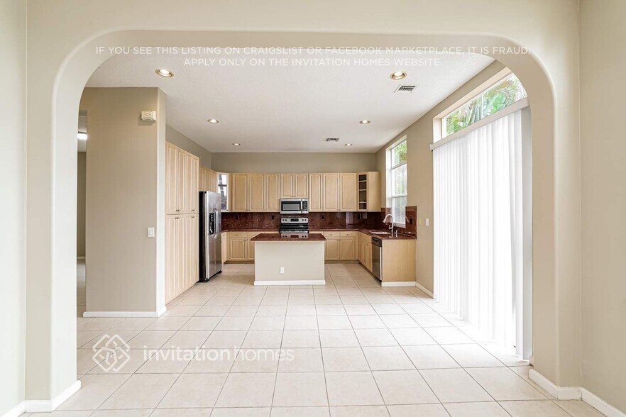 Building Photo - 6103 C Durham Dr