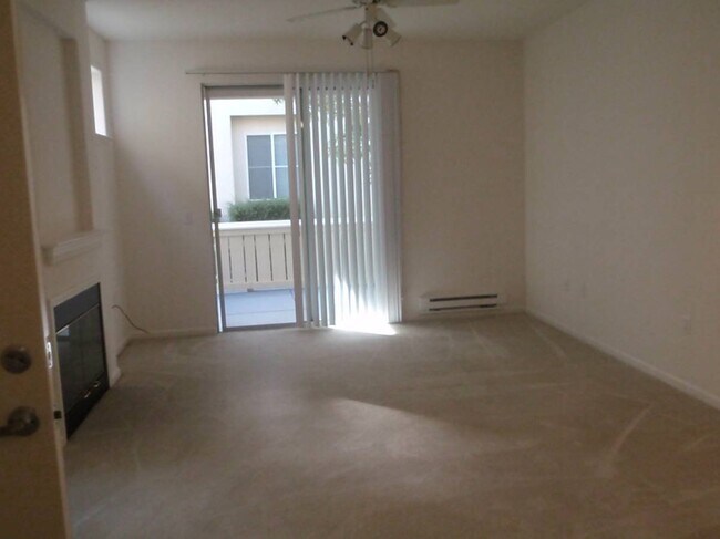 Building Photo - 144 Everson Dr