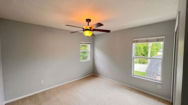 Building Photo - Available NOW! Stunning 4-Bedroom Home in ...