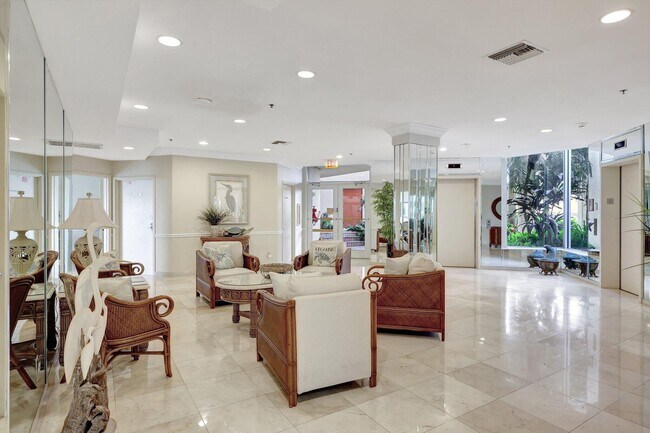 Building Photo - 3870 N Hwy A1A