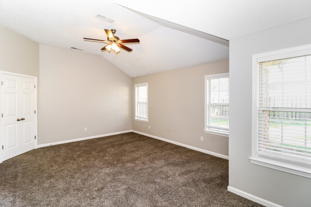 Building Photo - 9292 Tamhaven Dr