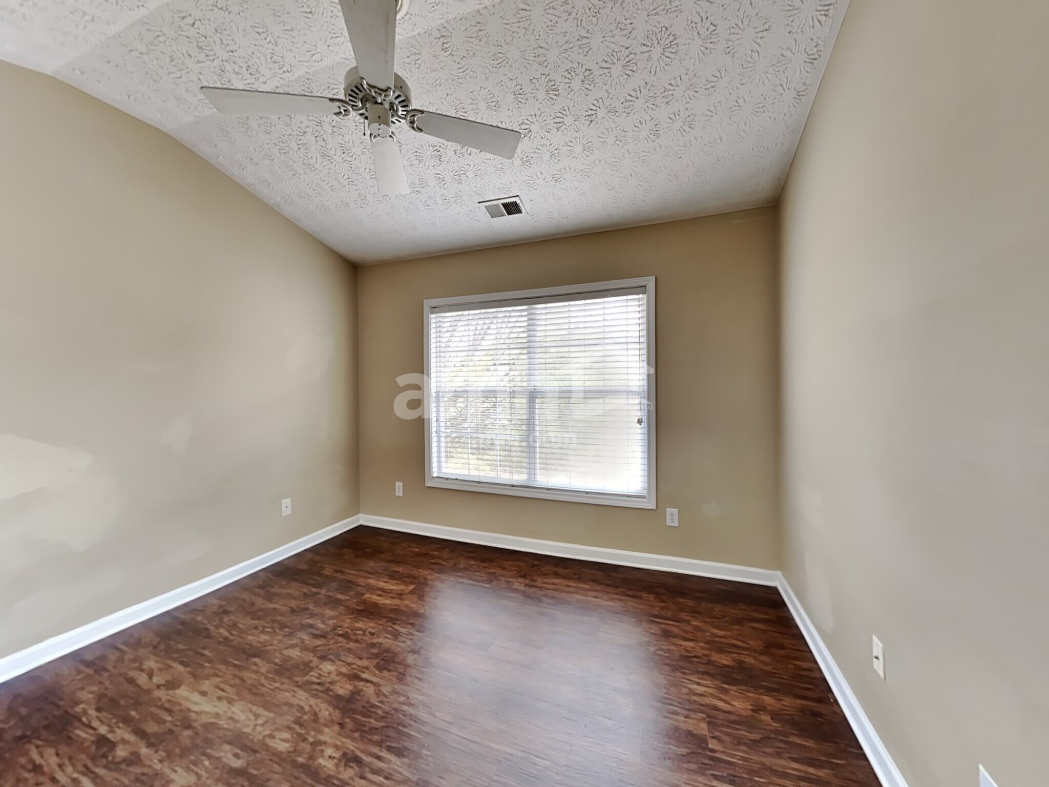 Building Photo - 7071 Hillcrest Chase Ln