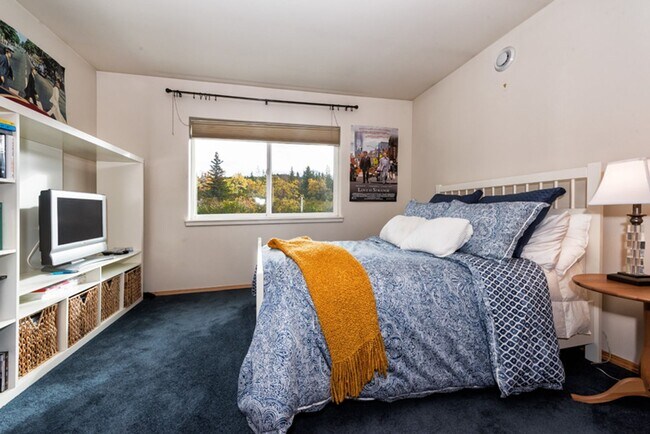 Building Photo - 11300 Stroganof Drive