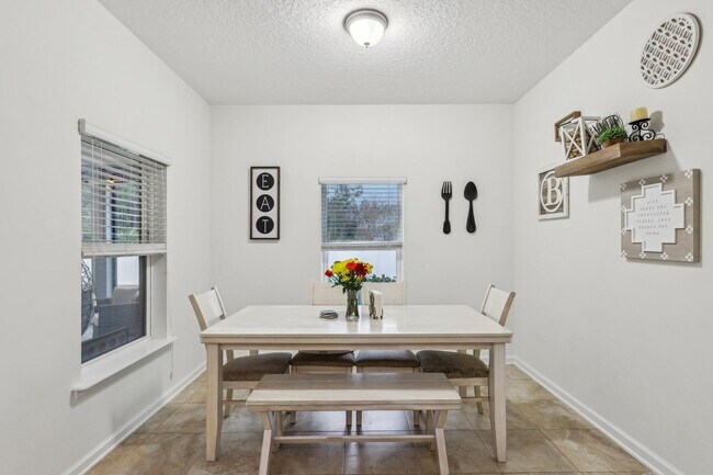 Building Photo - YOUR DREAM RENTAL HOME AWAITS!