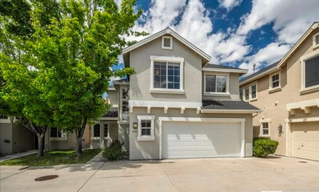Primary Photo - 2190 Canyon Mesa Dr