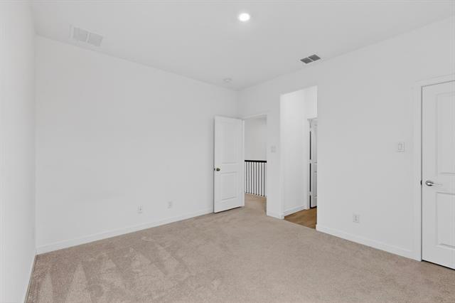 Building Photo - 212 Invermore Dr
