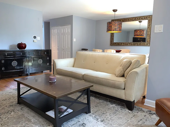 Building Photo - 3 bedroom in Chicago IL 60614