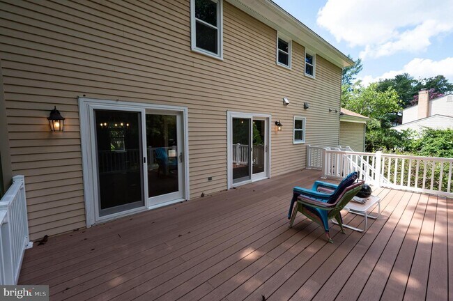 Building Photo - 4809 Piney Branch Rd