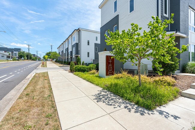 Building Photo - 808 Vibe Pl