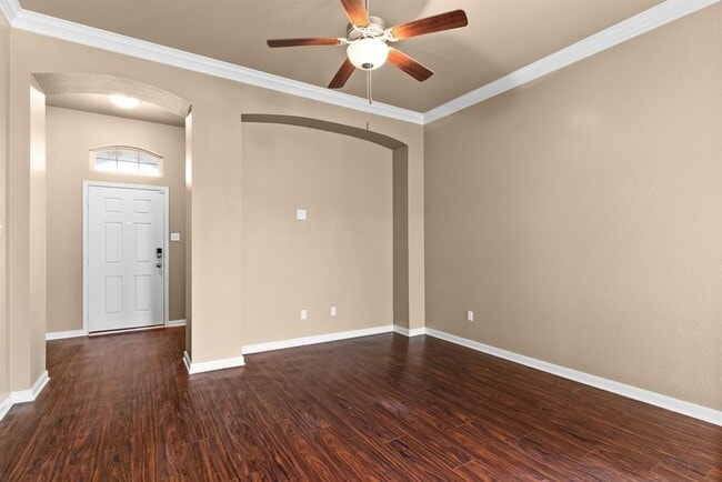 Building Photo - 3310 Greyfriar Dr