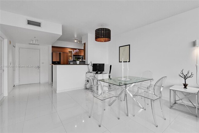 Building Photo - 335 S Biscayne Blvd