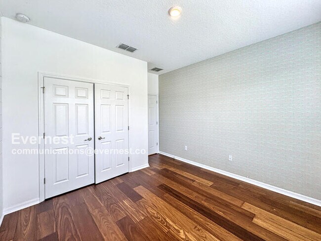 Building Photo - 10641 Cardera Dr