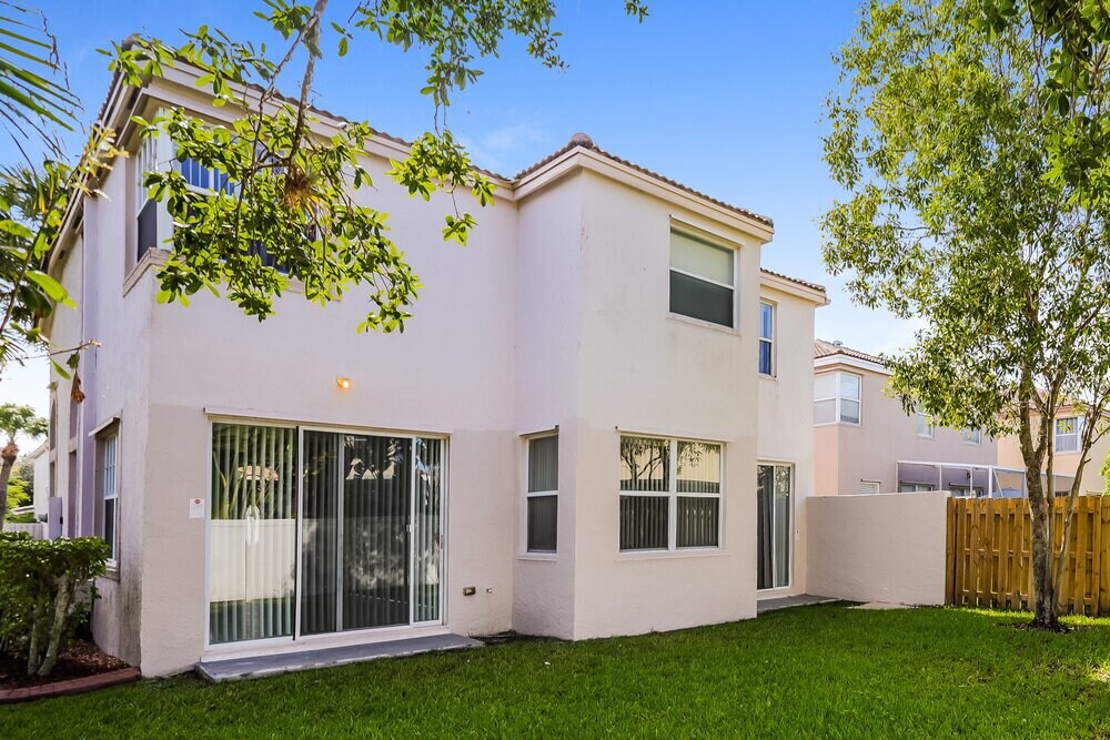 Building Photo - 1213 NW 159th Ln
