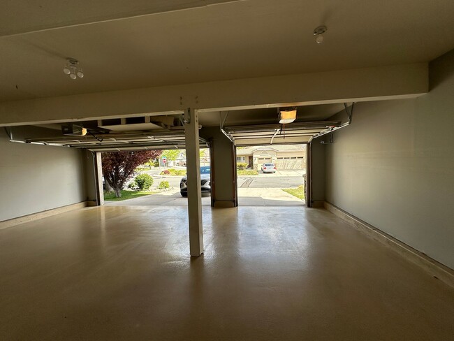 Building Photo - Beautiful home in Damonte Ranch Area