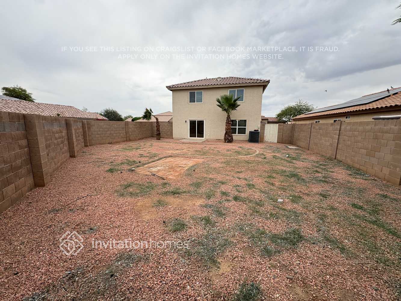 Building Photo - 12901 N El Frio St