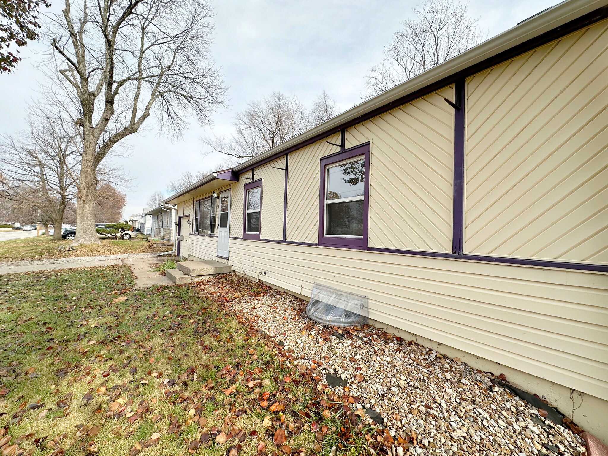 Building Photo - 1119 N Atherton Rd