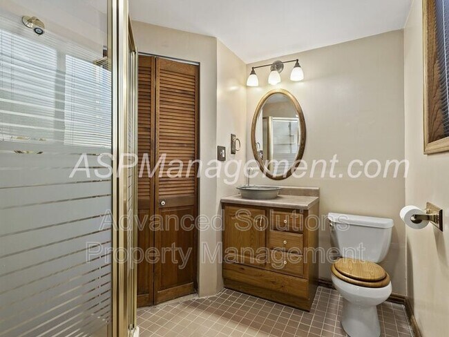 Building Photo - 10094 Faunsdale Dr