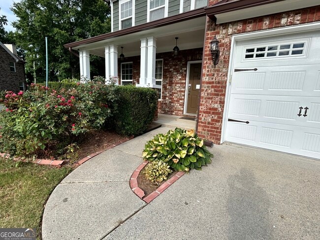 Building Photo - 3640 Dalwood Dr