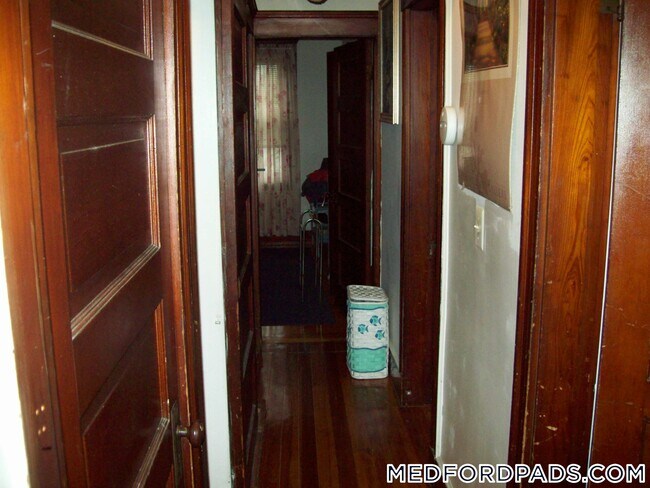 Building Photo - 57 Yale St