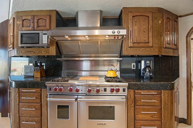 Building Photo - 20 S Cays Ct