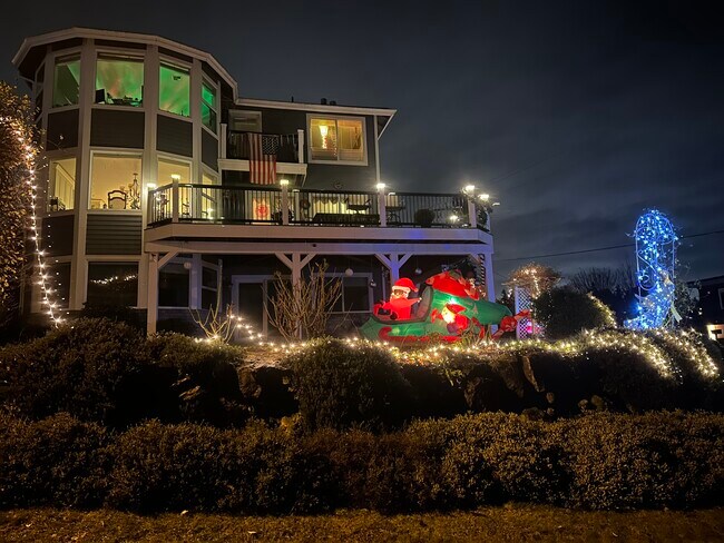 Building Photo - 29530 1st Ave S