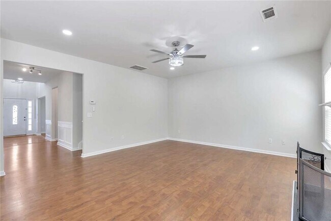 Building Photo - 1040 Rockbass Rd