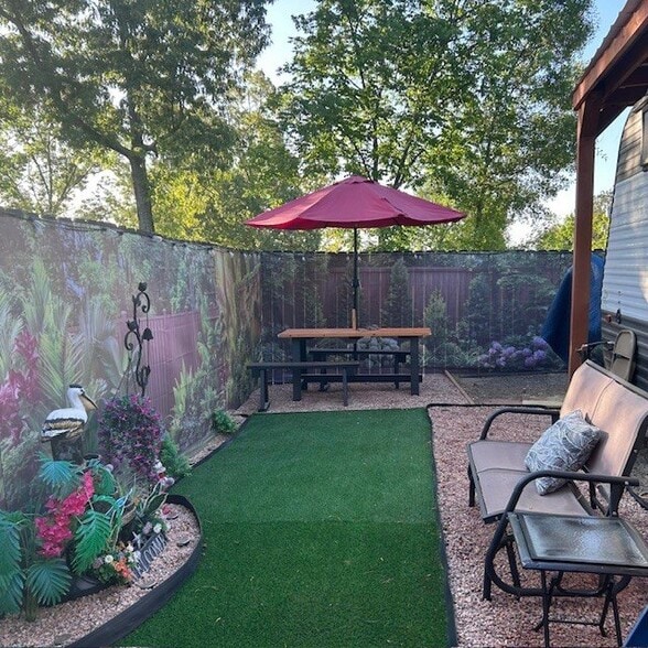 Building Photo - 754 Tomachichi Rd