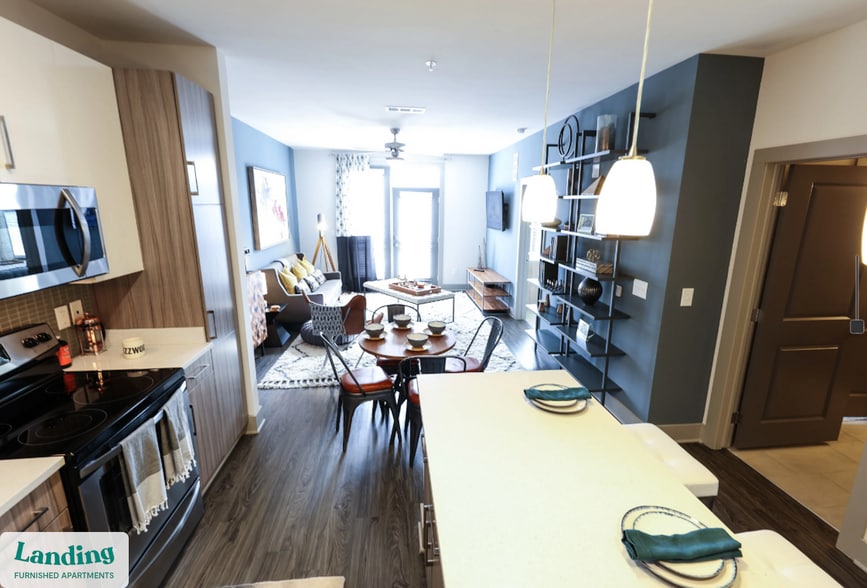 Building Photo - 930 Howell Mill Rd NW