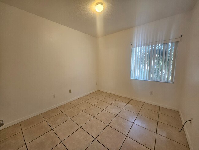 Building Photo - 13216 Villa Vista Dr