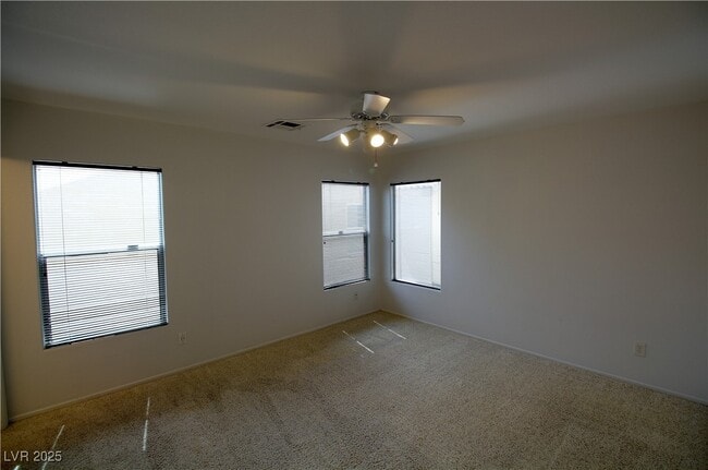 Building Photo - 540 Taunton St