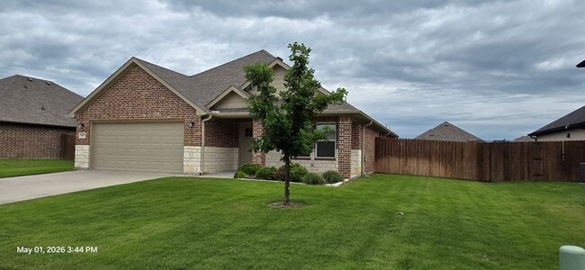 Building Photo - Elegant home in Stonewood Estates