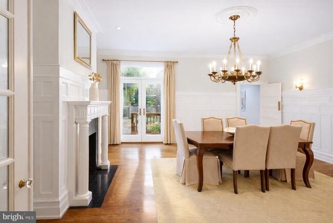 Building Photo - 2127 Leroy Pl NW