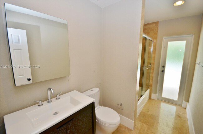 Building Photo - 14001 Cypress Ct
