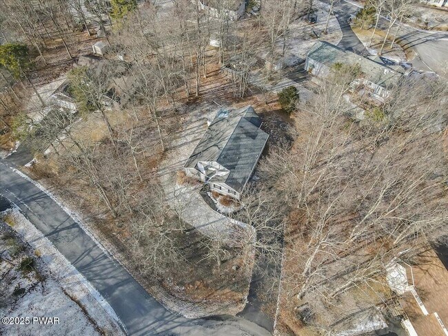 Building Photo - 502 Carrock Way