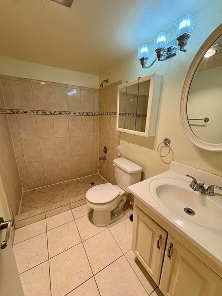 Building Photo - 179 Berkshire I