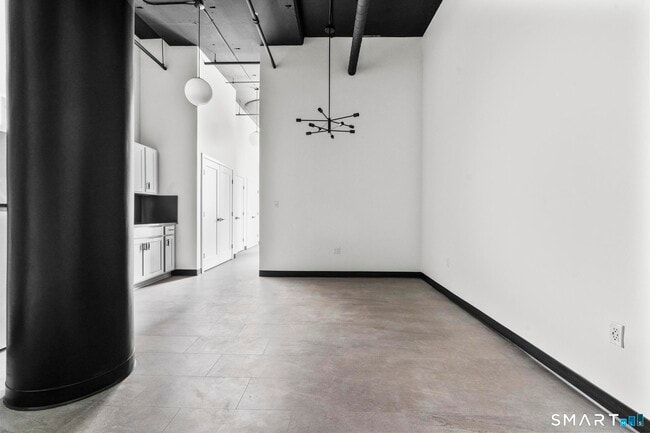 Building Photo - 480 Myrtle St