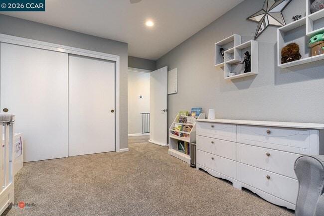 Building Photo - 2904 Canterbury Cir