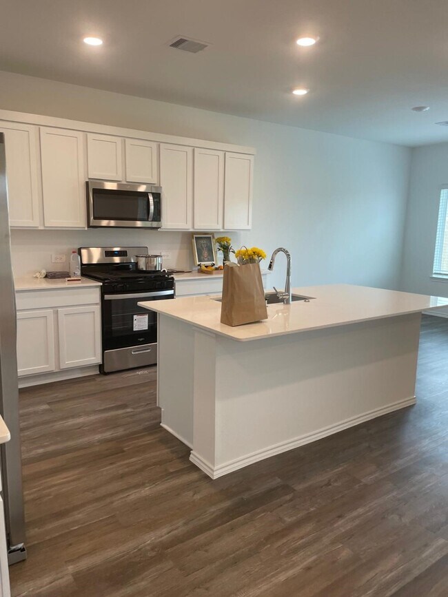 Building Photo - 27314 Azure Fls Dr