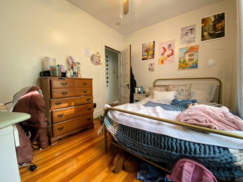 Building Photo - 24 Darling St