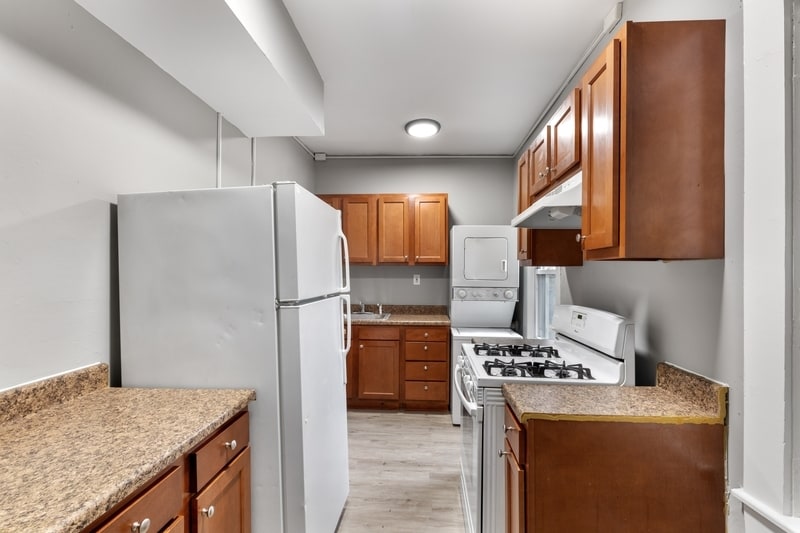 Building Photo - 1615 N Hilton St