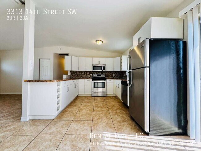 Building Photo - 3313 14th St SW