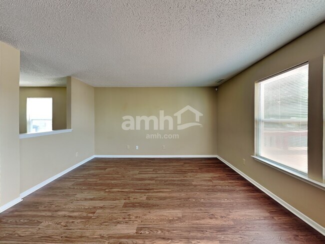 Building Photo - 14766 White Tail Run