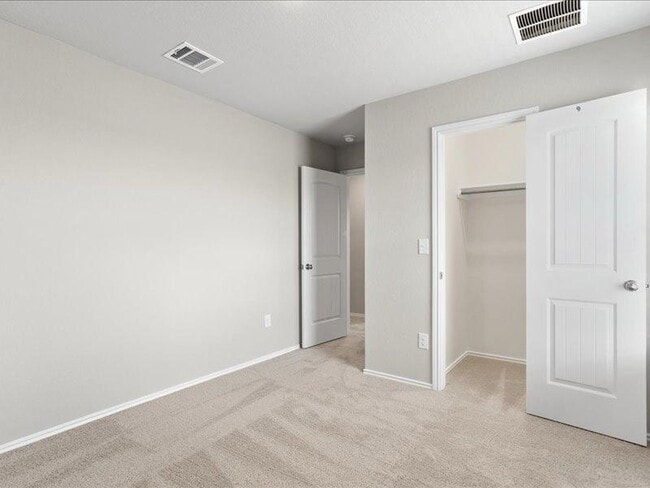 Building Photo - 6305 Wideleaf Dr