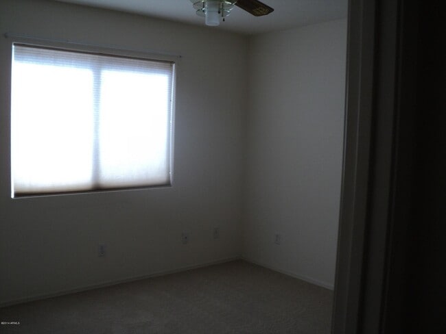 Building Photo - 4466 E Coyote Washington Dr